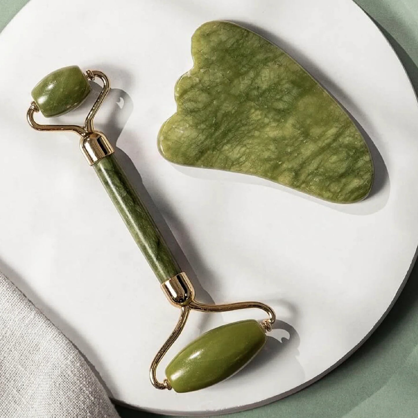 Rodillo Facial De Jade + Piedra Gua sha